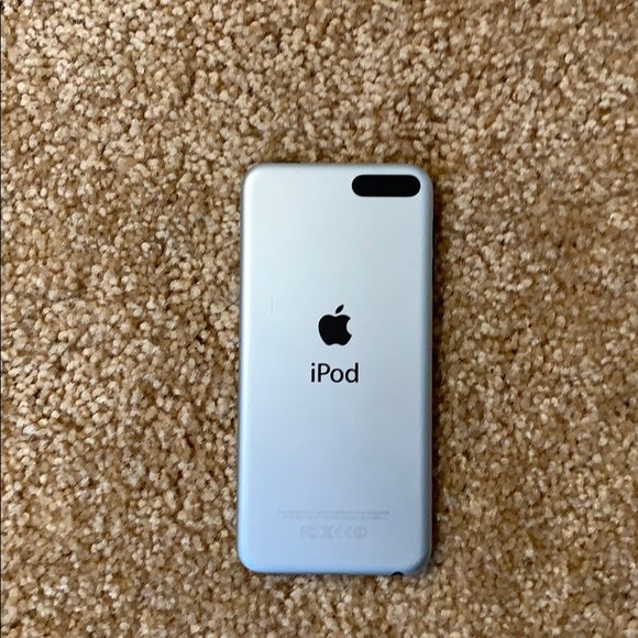 iPod - Picture 2 of 2